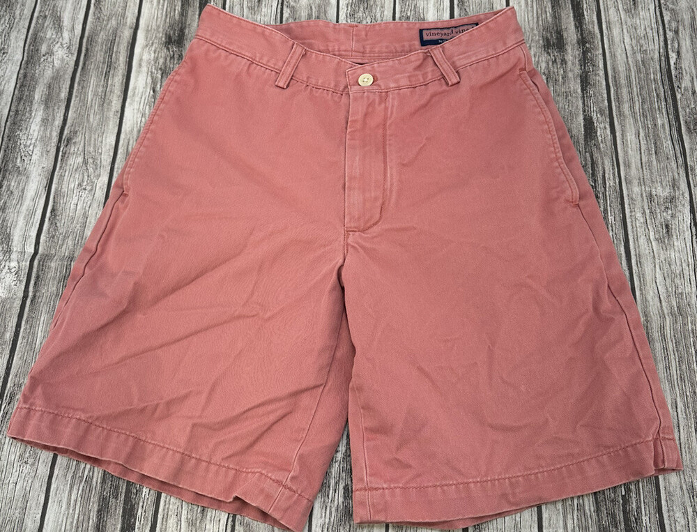 Vineyard Vine Mens washed red 100% cotton size 28 Club shorts